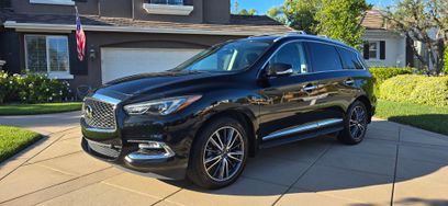 Used 2019 INFINITI QX60 Luxe w/ Sensory Package