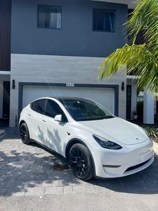 Used 2023 Tesla Model Y Long Range