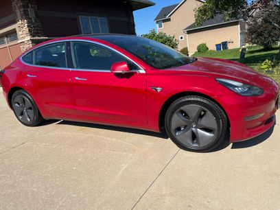 Used 2019 Tesla Model 3 Standard Range Plus