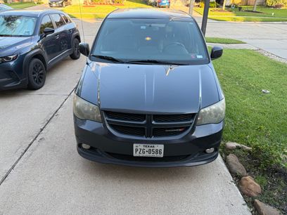 Used 2014 Dodge Grand Caravan R/T w/ Driver Convenience Group