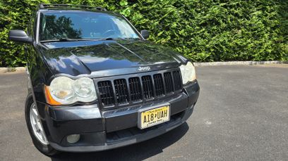 Used 2009 Jeep Grand Cherokee Laredo