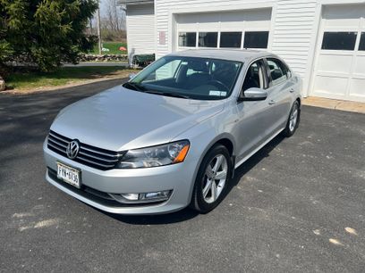 Used 2015 Volkswagen Passat 1.8T S