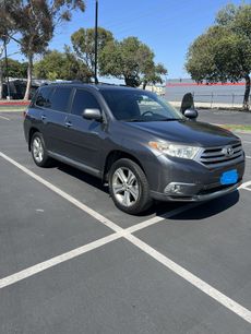 Used 2011 Toyota Highlander Limited