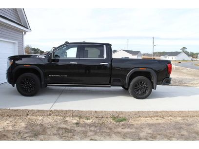 Used 2021 GMC Sierra 3500 Denali w/ Denali Black Diamond Edition