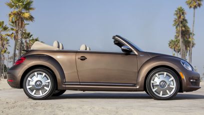Used 2013 Volkswagen Beetle 2.5 70's Edition