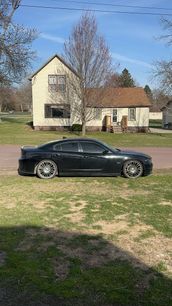 Used 2015 Dodge Charger R/T w/ Wheels & Tunes Group