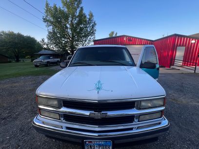 Used 1999 Chevrolet Tahoe 2WD 2-Door w/ Preferred Equipment Group