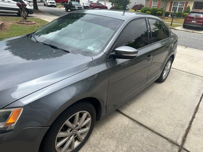 Used 2011 Volkswagen Jetta SE