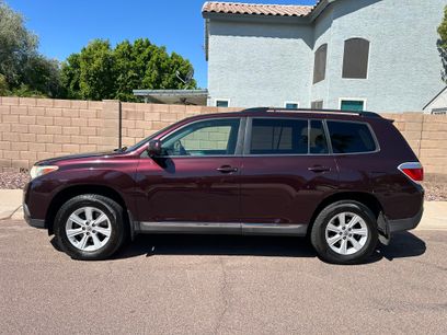 Used 2012 Toyota Highlander SE
