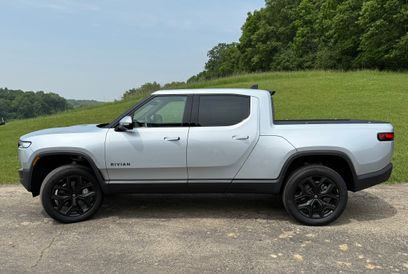 Used 2025 Rivian R1T Adventure