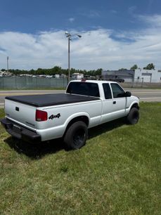 Used 2003 Chevrolet S10 Pickup 4x4 Extended Cab