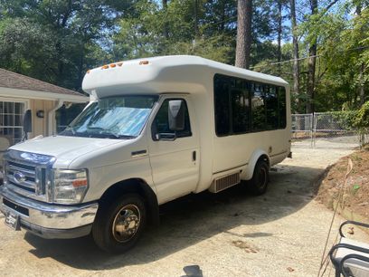 Used 2011 Ford E-350 and Econoline 350 Super Duty w/ Shuttle Bus Prep Pkg