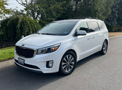 Used 2017 Kia Sedona SX