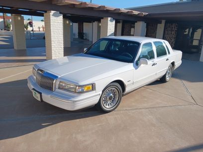 Used 1995 Lincoln Town Car Executive