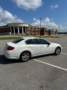 Used 2015 INFINITI Q40 w/ Navigation Package