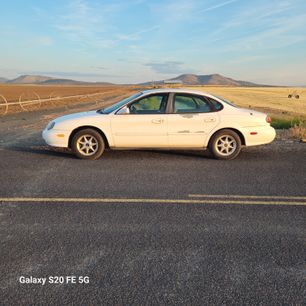 Used 1999 Ford Taurus SE