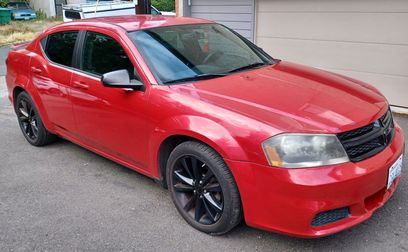 Used 2014 Dodge Avenger SE w/ Blacktop Package
