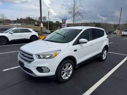 Used 2017 Ford Escape SE