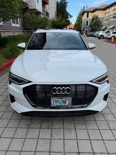 Used 2022 Audi e-tron Premium Plus