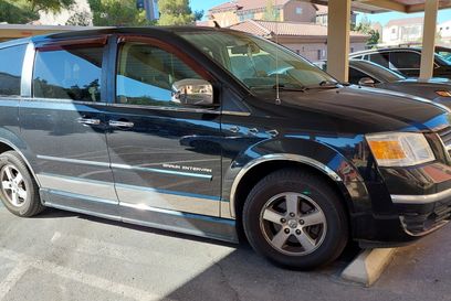 Used 2008 Dodge Grand Caravan SXT w/ Trailer Tow Group