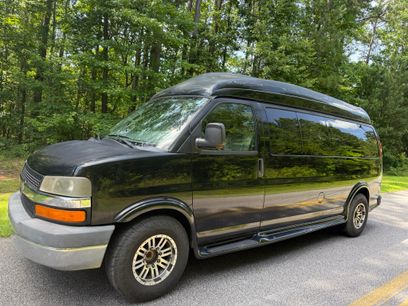 Used 2010 Chevrolet Express 2500 Extended w/ Preferred Equipment Group