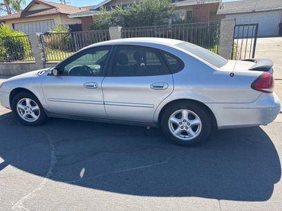 Used 2003 Ford Taurus SE