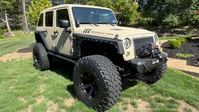 Used 2017 Jeep Wrangler Unlimited Rubicon w/ Connectivity Group