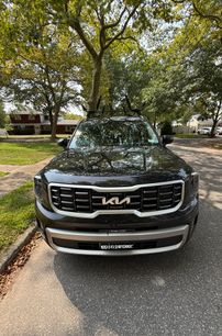 Used 2023 Kia Telluride S w/ S Sunroof Package