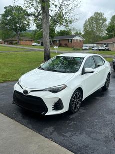 Used 2018 Toyota Corolla SE