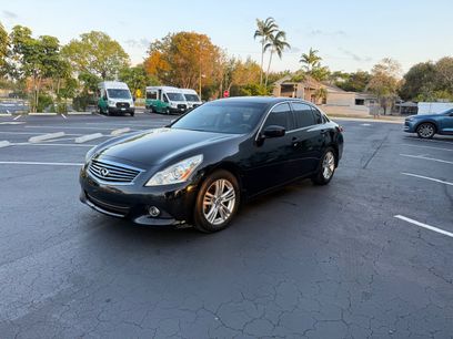 Used 2013 INFINITI G37 Journey w/ Premium Pkg