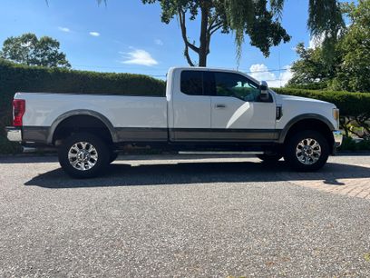 Used 2017 Ford F250 Lariat w/ Chrome Package