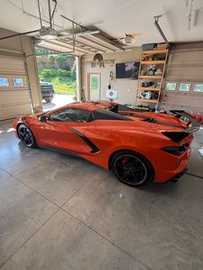 Used 2021 Chevrolet Corvette Stingray Preferred Conv w/ Z51 Performance Package