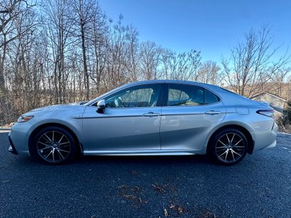 Used 2021 Toyota Camry SE