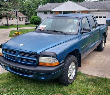 Used 2002 Dodge Dakota Sport