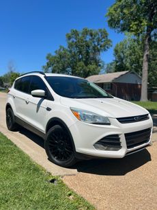 Used 2016 Ford Escape SE w/ Equipment Group 201A