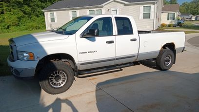 Used 2004 Dodge Ram 2500 Truck SLT w/ Trailer Tow Group