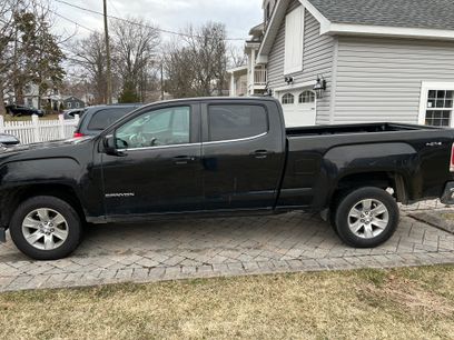 Used 2016 GMC Canyon SLE