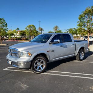 Used 2017 RAM 1500 Laramie w/ Convenience Group