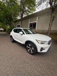 Used 2023 Volvo XC40 B5 Plus w/ Protection Package Premier