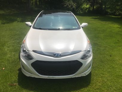 Used 2013 Hyundai Sonata Limited w/ Panoramic Sunroof Pkg