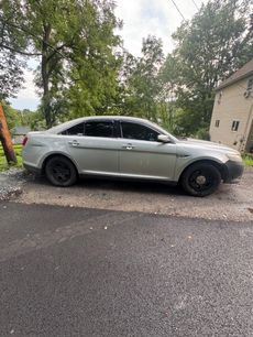Used 2013 Ford Taurus SEL