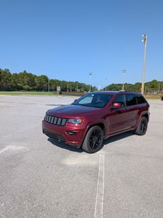 Used 2022 Jeep Grand Cherokee Laredo X