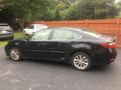 Used 2013 Lexus ES 300h