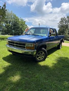 Used 1996 Dodge Dakota 4x4 Club Cab
