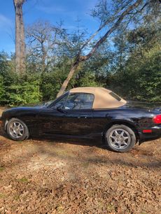 Used 2000 MAZDA MX-5 Miata LS
