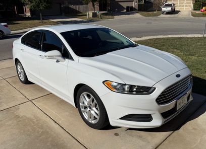 Used 2016 Ford Fusion SE