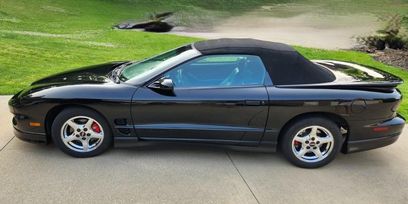 Used 2002 Pontiac Firebird Convertible w/ Sport Appearance Pkg