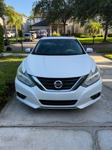 Used 2016 Nissan Altima 2.5 SL w/ 2.5 Technology Package
