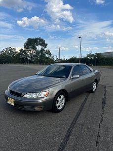 Used 1998 Lexus ES 330