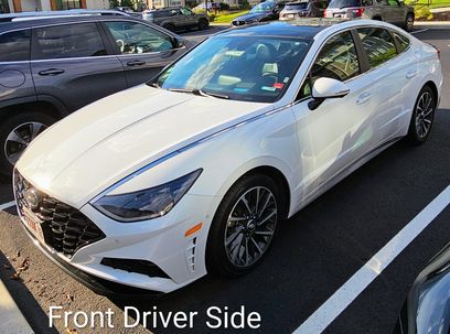 Used 2020 Hyundai Sonata Limited w/ Preferred Accessory Package